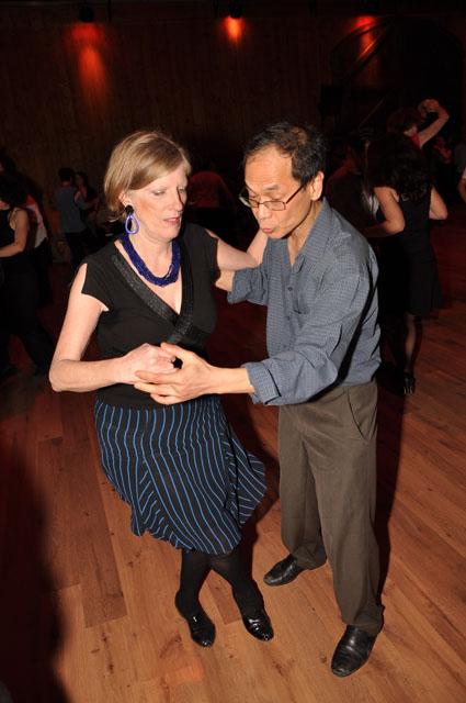 min 2011 02 20 station danse 085